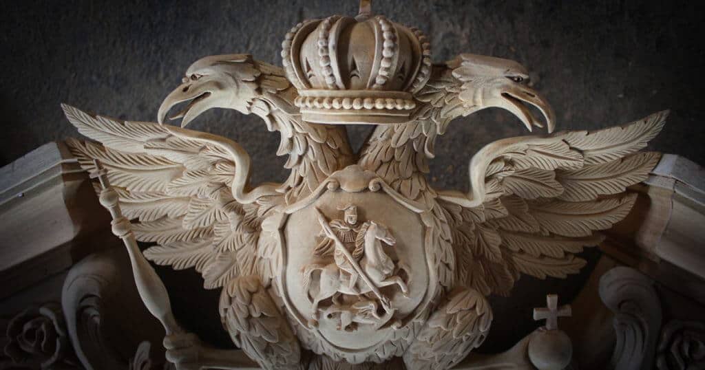 Indonesian Mahogany Furniture Heavy Carving Indonesian Mahogany Furniture