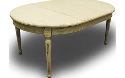 Gustavian Oval Dining Table