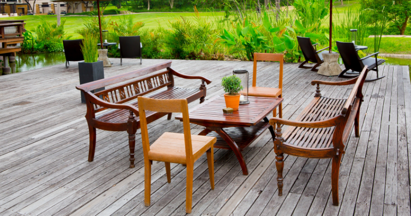 Designing Outdoor Dining Area with Teak Furniture