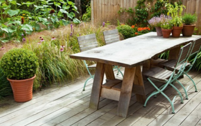 How to Make Rustic Garden Decor with Teak Wood: 8 Simple Tips