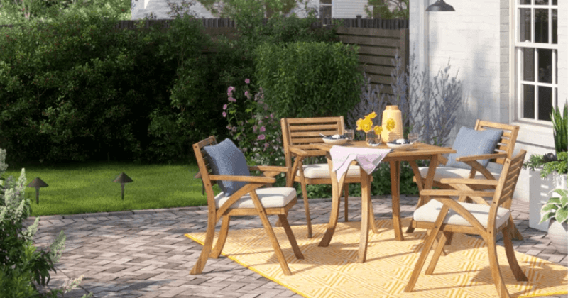 Decorating Outdoor Area with Teak Wood