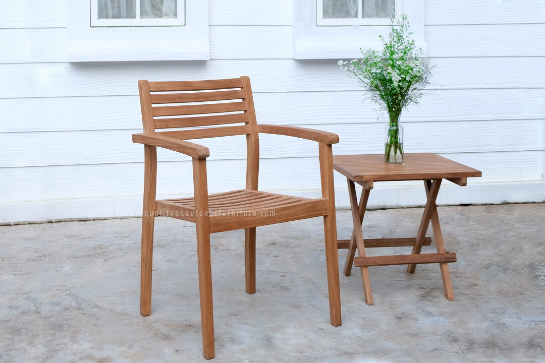 outdoor stacking chair