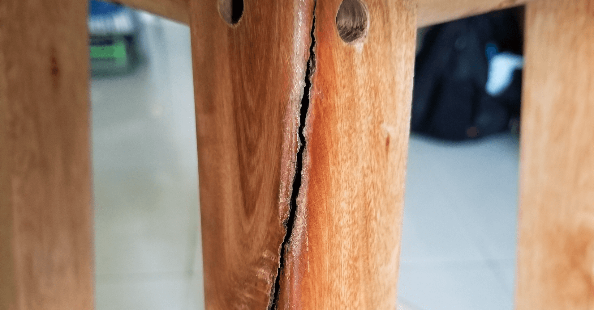 Teak Furniture Crack