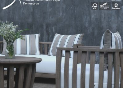 D’belix Teak Outdoor Lounge Set