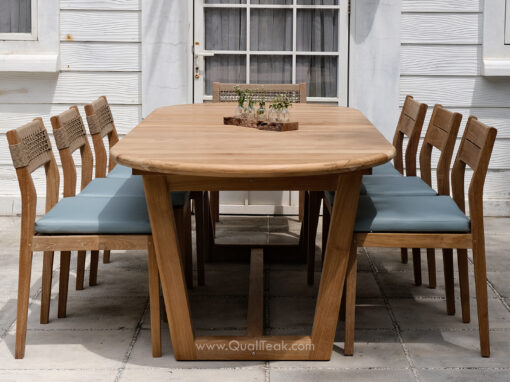 Fuego Oval Outdoor Dining Table